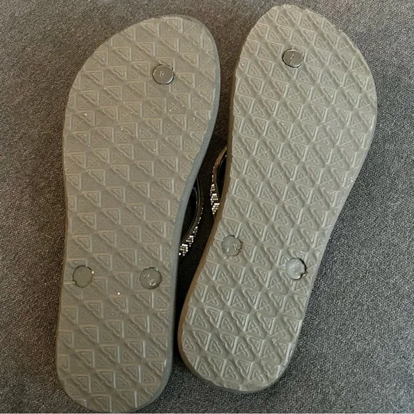 Roxy Black Beaded Flip-Flops - Picture 3 of 3